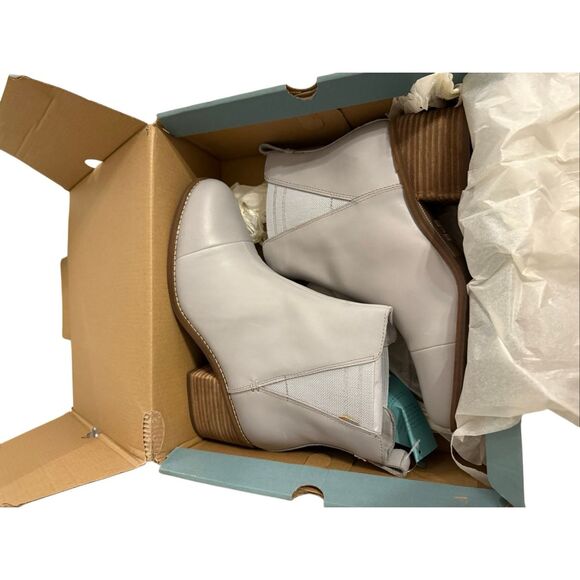 🟢Brand New Toms Glacier Grey Leather Esme Ankle Boots Size 9.5 - Picture 9 of 13